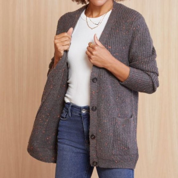cupcakes & cashmere Sweaters - NEW Cupcakes and Cashmere Grey Speckled Wool Long Sleeve Cardigan Size Small